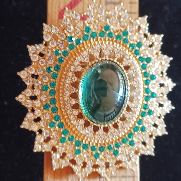Awesome Green & Clear Rhinestone Brooch - Picture 3 of 4